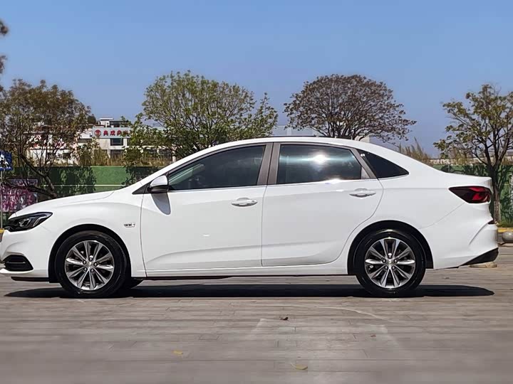 Фото 8 - Chevrolet Monza