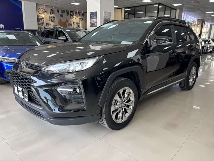 Photo 1 - Toyota Wildlander