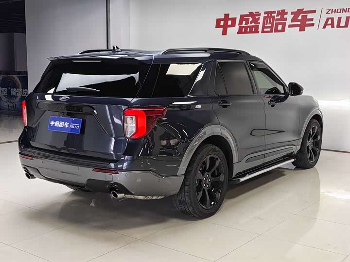 Фото 6 - Ford Explorer