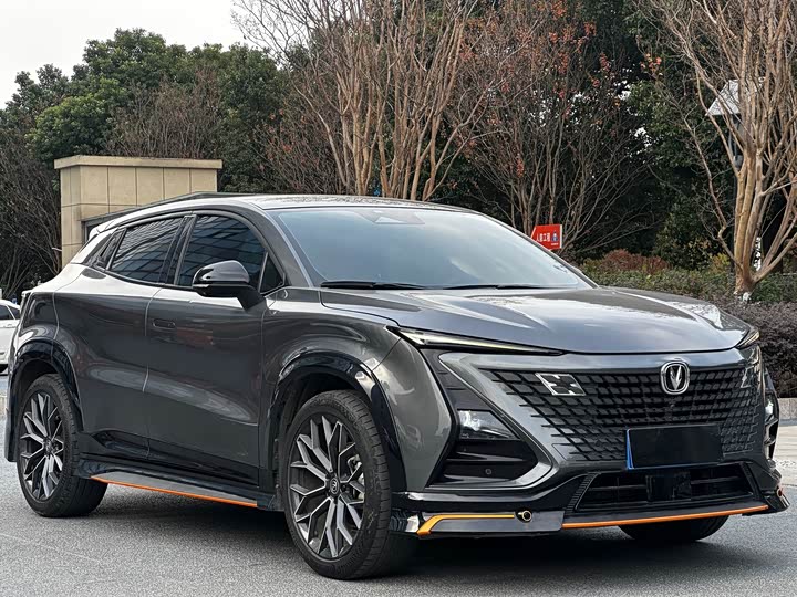 Фото 3 - Changan UNI-T