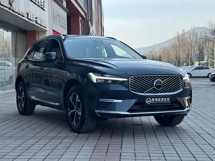 Фото 3 - Volvo XC60