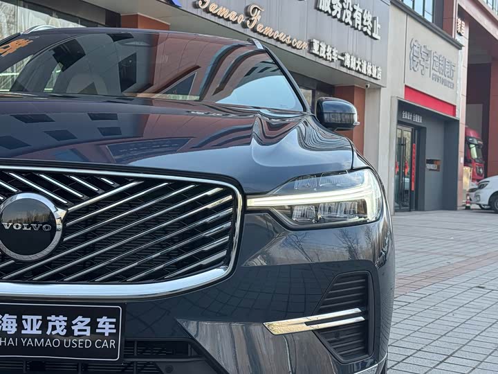 Фото 4 - Volvo XC60