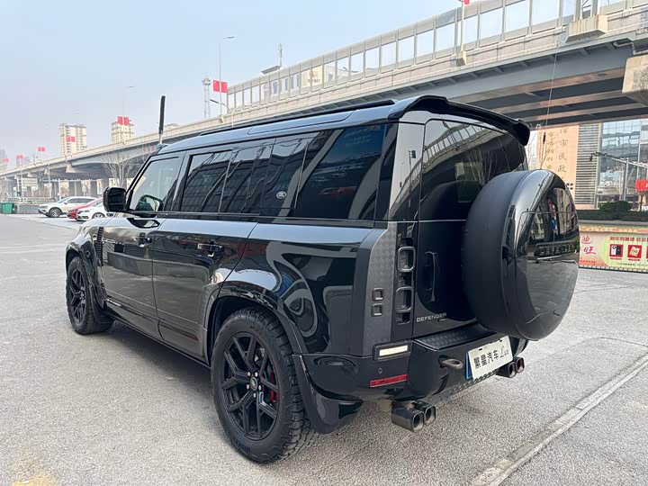 Фото 7 - Land Rover Defender