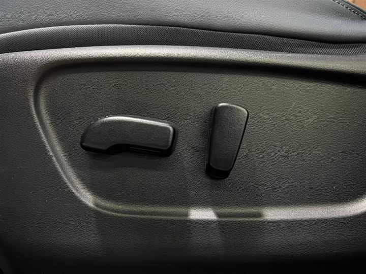 Nissan Qashqai 2025 2025款 荣誉 2.0L CVT XV+领先版