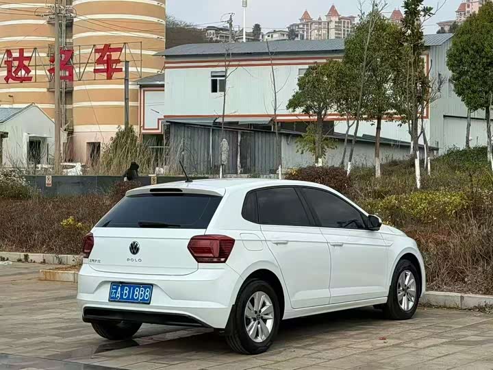 Фото 7 - Volkswagen Polo