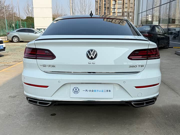 Фото 8 - Volkswagen CC