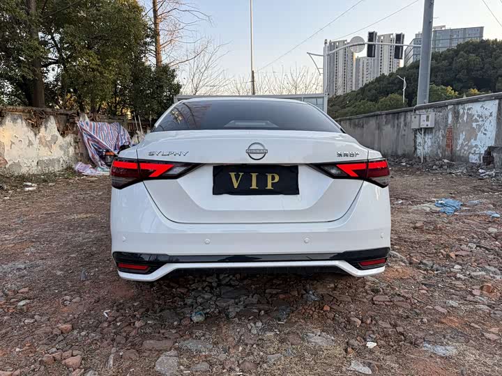 Фото 5 - Nissan Sylphy