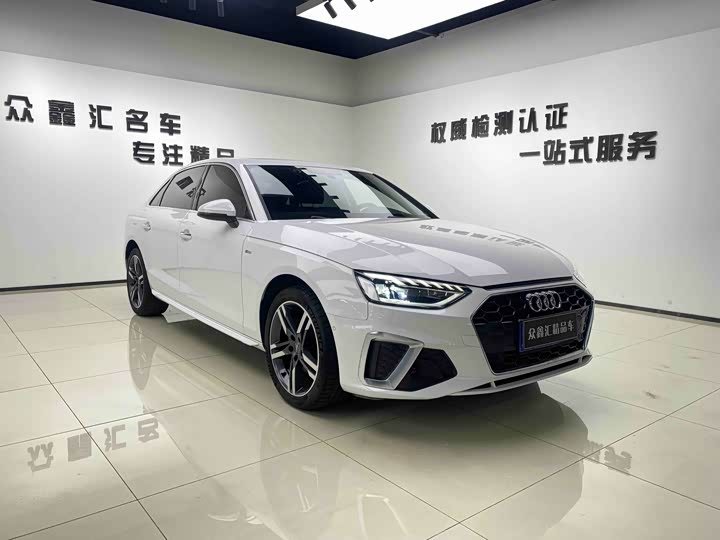 Фото 3 - Audi A4L