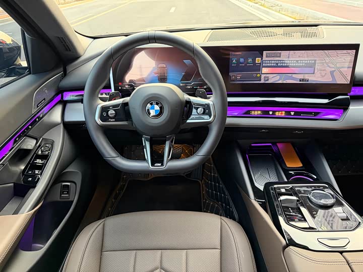 Фото 6 - BMW 5 Series