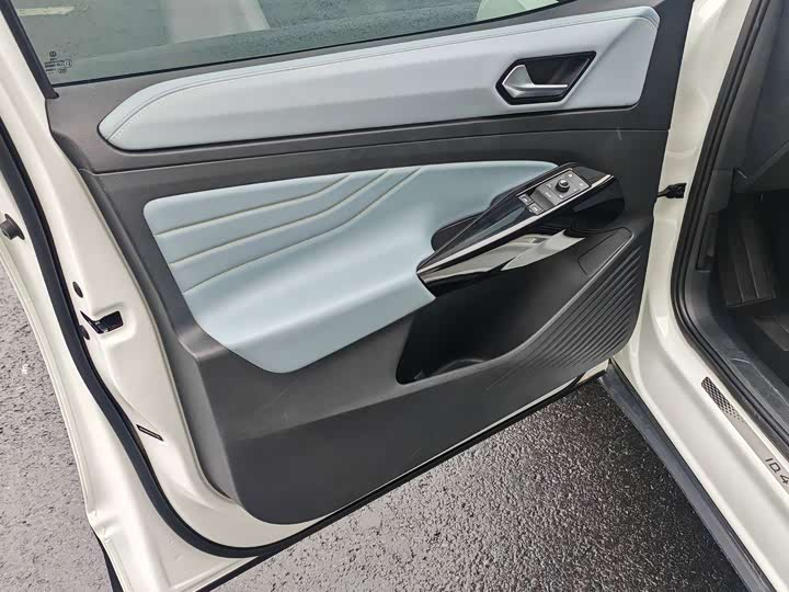 Фото 4 - Volkswagen ID.4 X