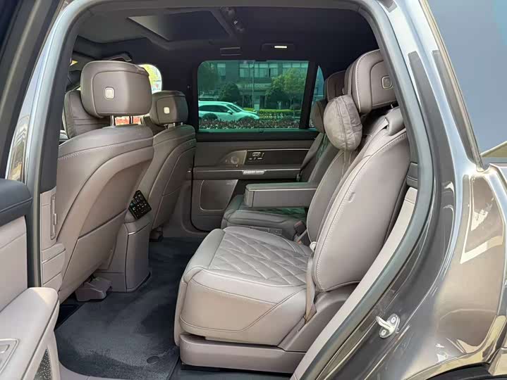 Фото 7 - Nio ES8