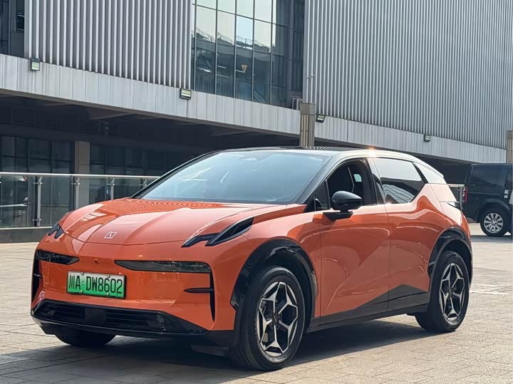 Фото 1 - Zeekr X