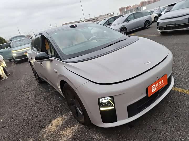 Фото 4 - LiXiang i6