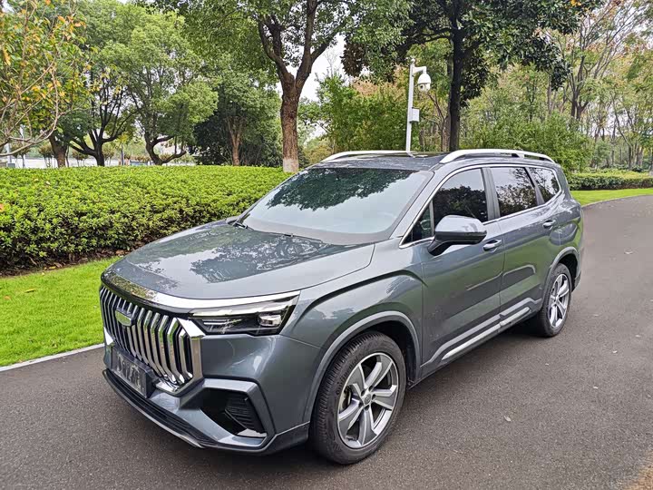 Фото 2 - Geely Okavango L