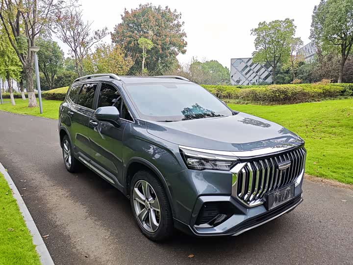 Фото 3 - Geely Okavango L