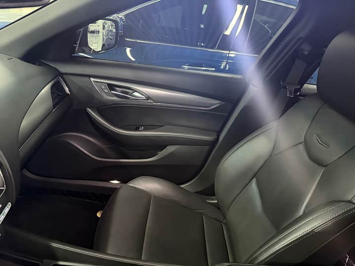 Photo 7 - Cadillac CT5