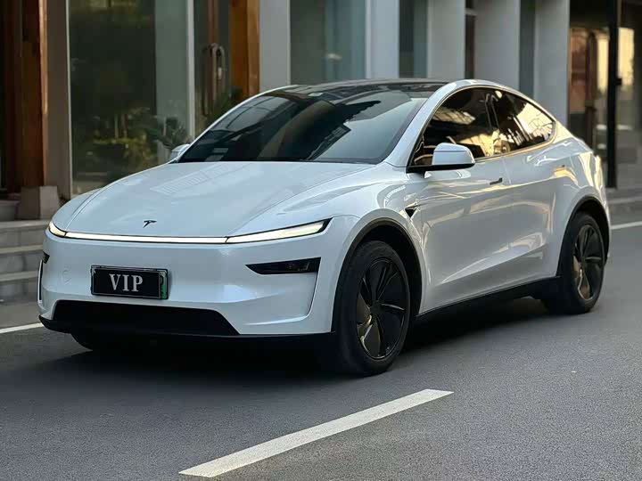 Photo 1 - Tesla Model Y