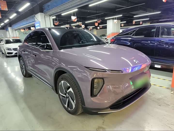 Фото 2 - Nio EC6