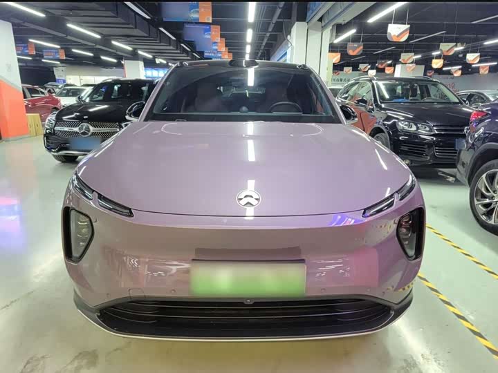 Фото 3 - Nio EC6