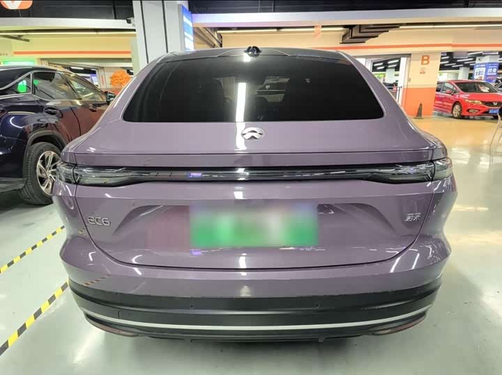 Фото 5 - Nio EC6