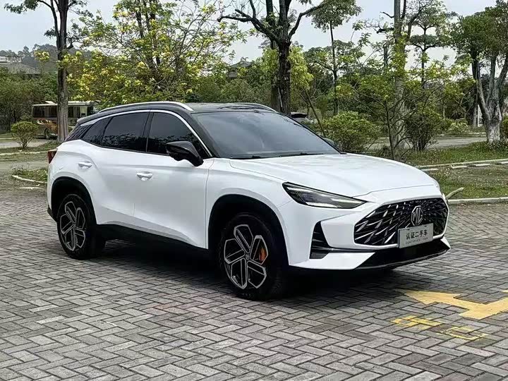 Фото 3 - MG Motor One