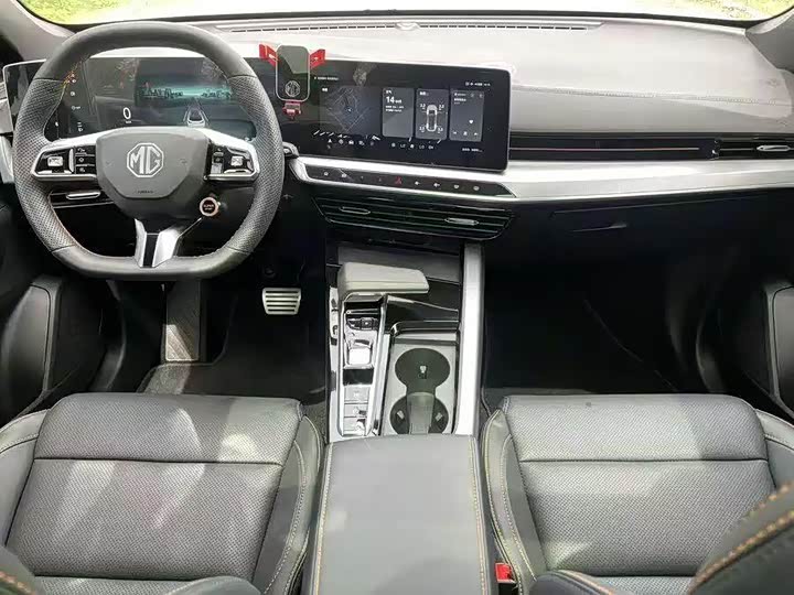 Фото 4 - MG Motor One