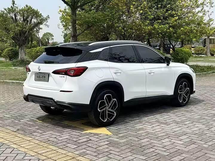 Фото 7 - MG Motor One