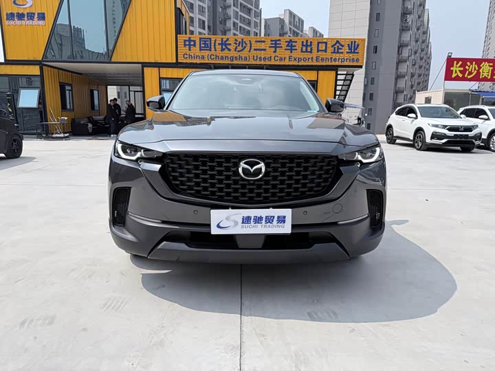 Фото 2 - Mazda CX-50