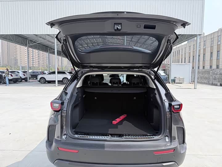 Фото 6 - Mazda CX-50