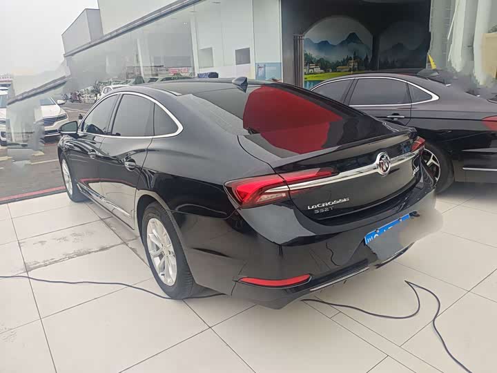 Фото 5 - Buick LaCrosse