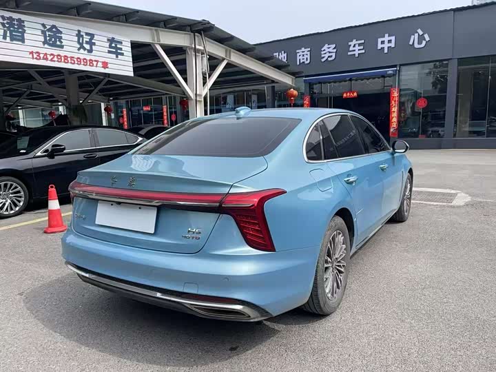 Фото 7 - Hongqi H5