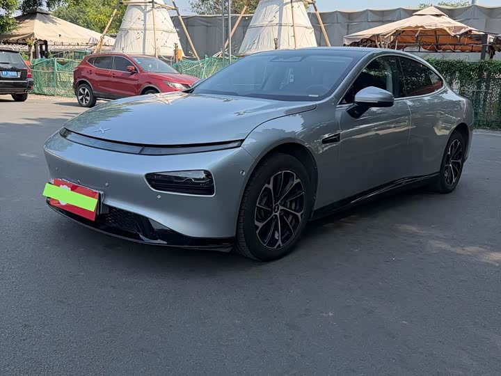 Фото 1 - XPeng P7