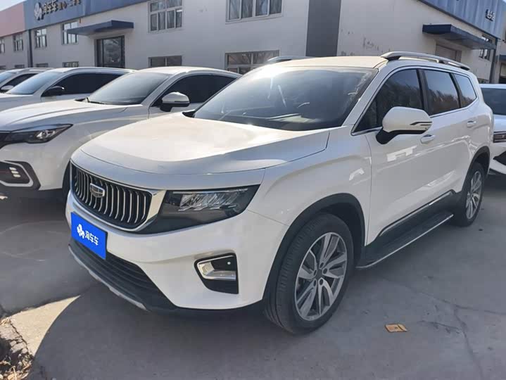 Фото 1 - Geely Okavango