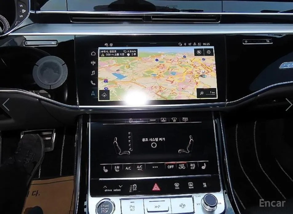 Фото 13 - Audi A8