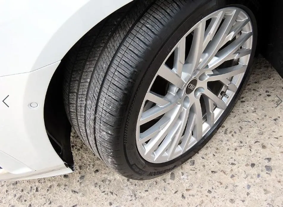 Фото 20 - Audi A8