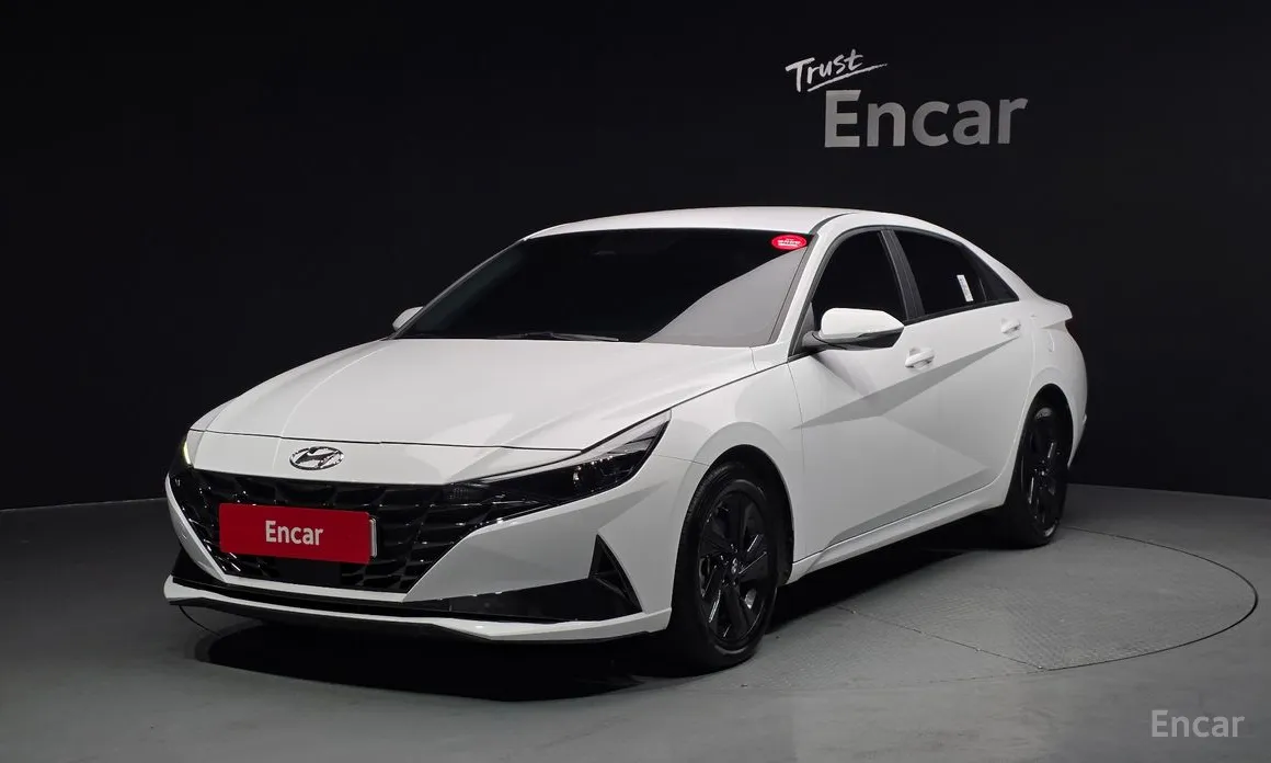 Фото 1 - Hyundai Avante