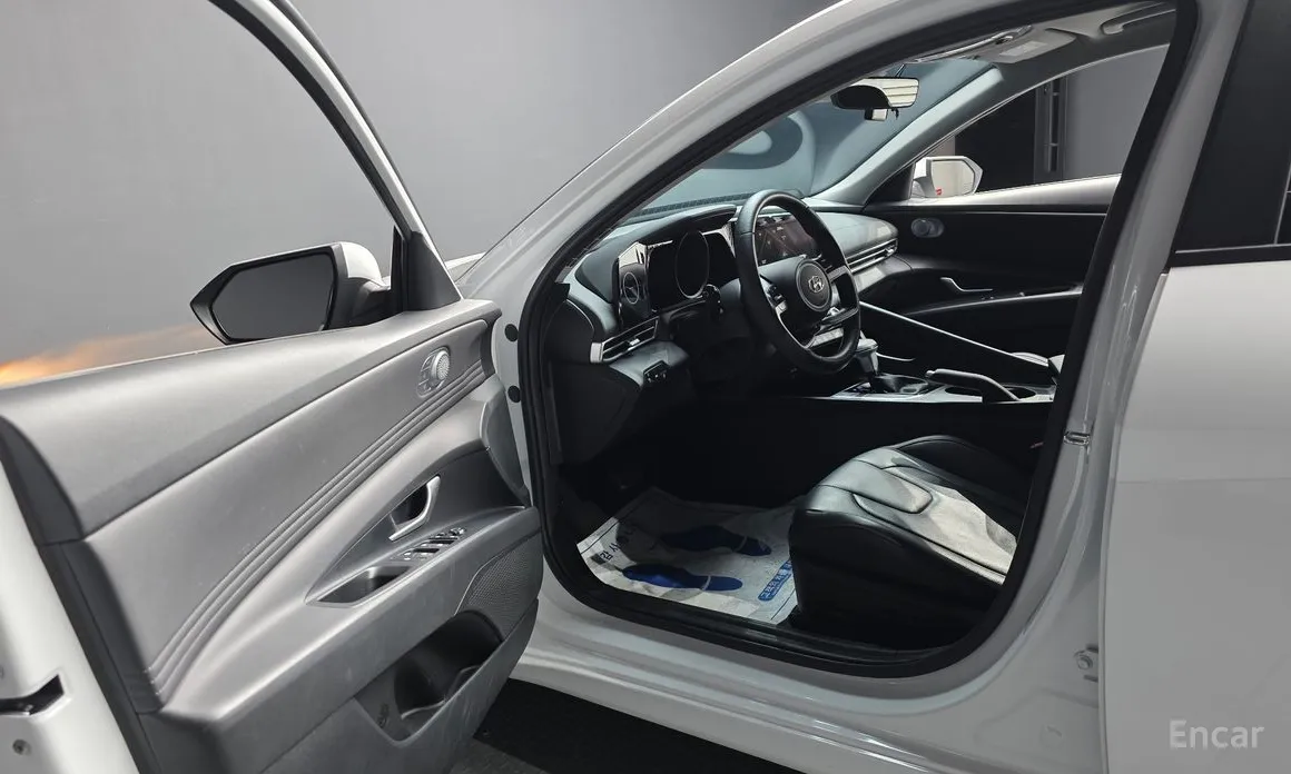 Фото 10 - Hyundai Avante