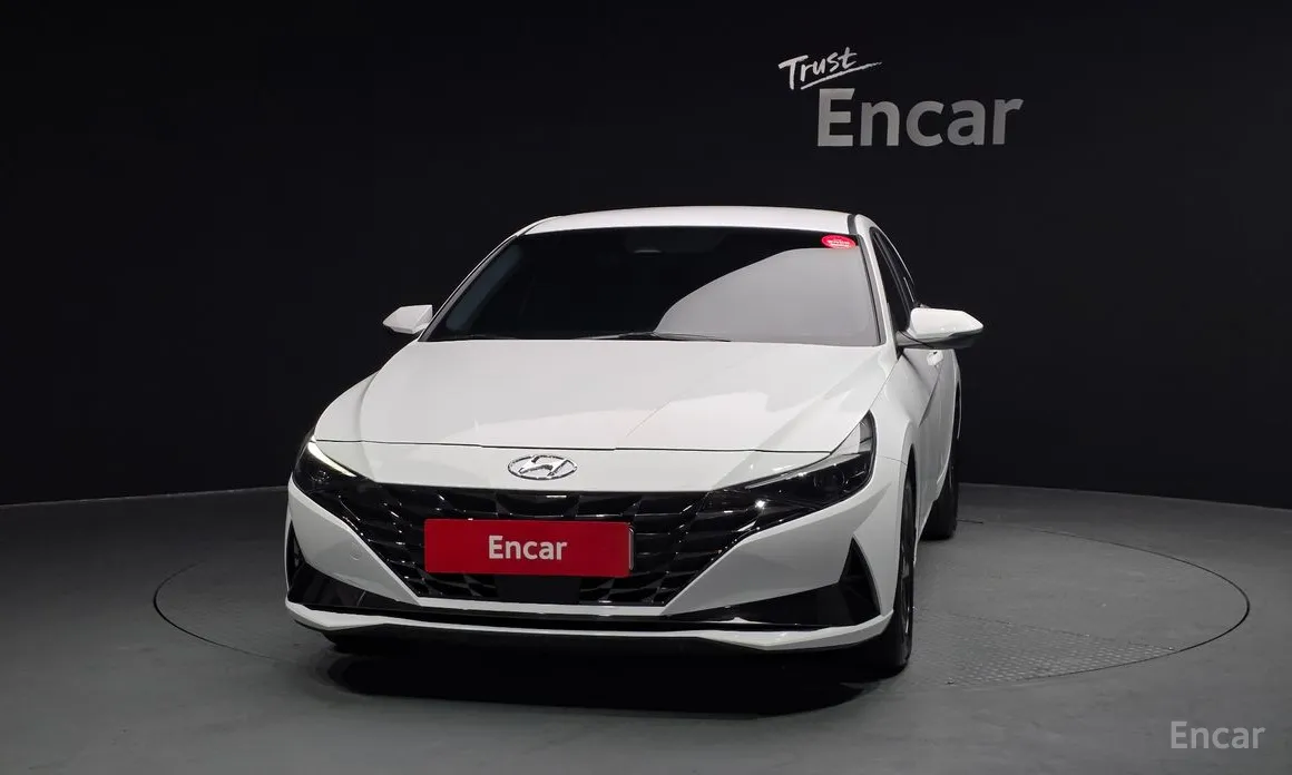 Фото 3 - Hyundai Avante