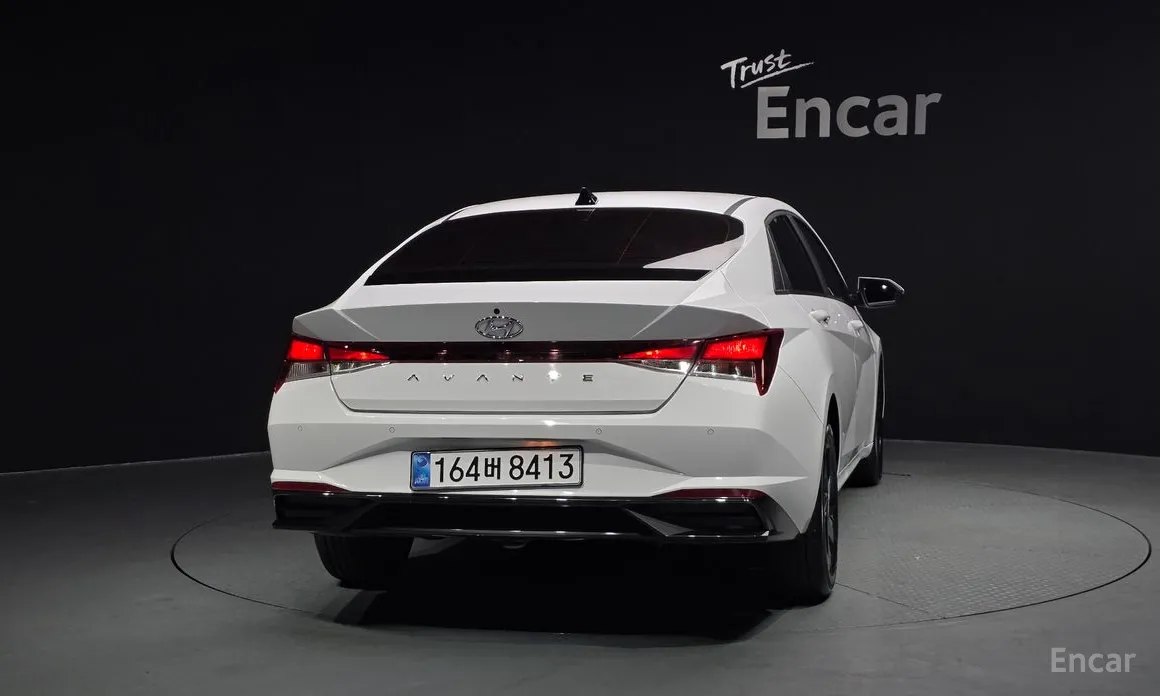 Фото 4 - Hyundai Avante