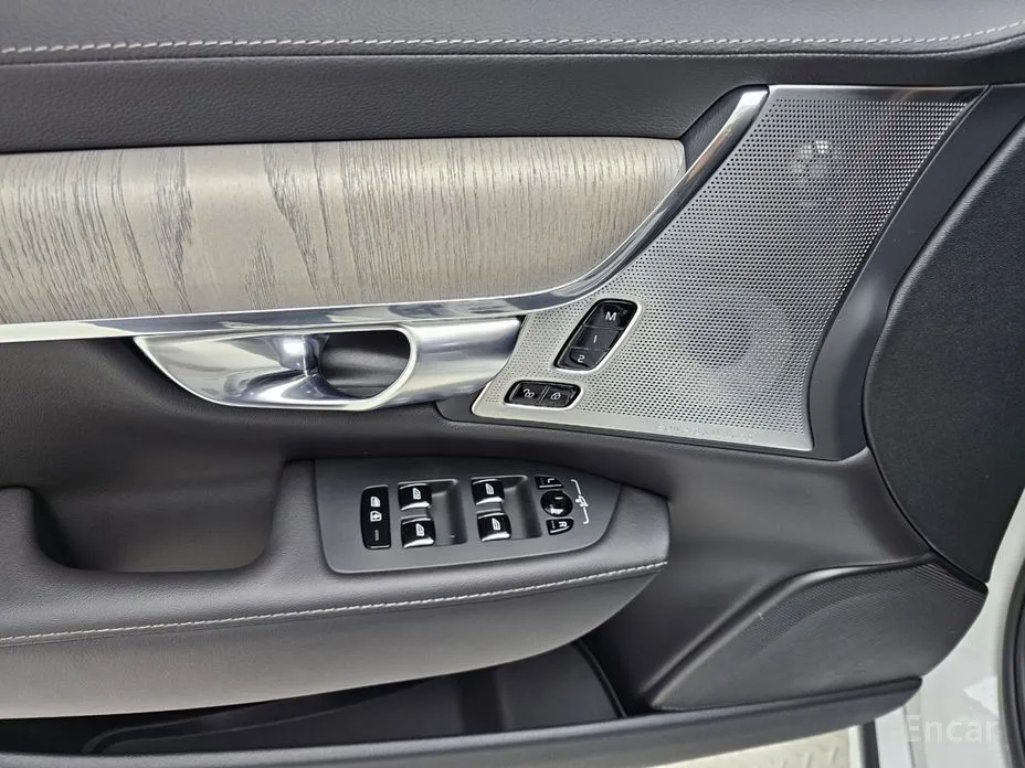 Фото 17 - Volvo S90