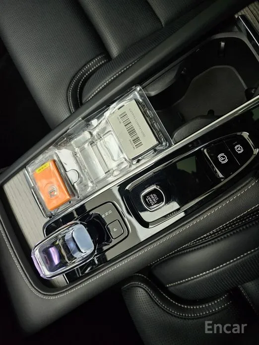 Фото 9 - Volvo S90