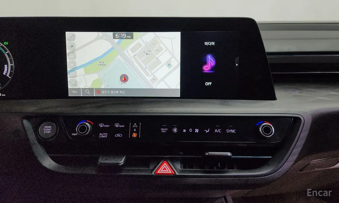 Фото 14 - Kia K8