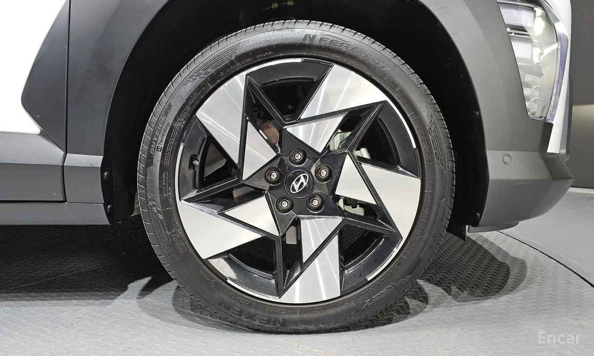 Фото 5 - Hyundai Kona