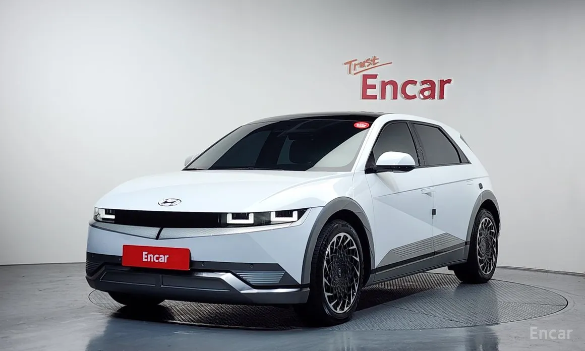 Photo 1 - Hyundai Ioniq 5