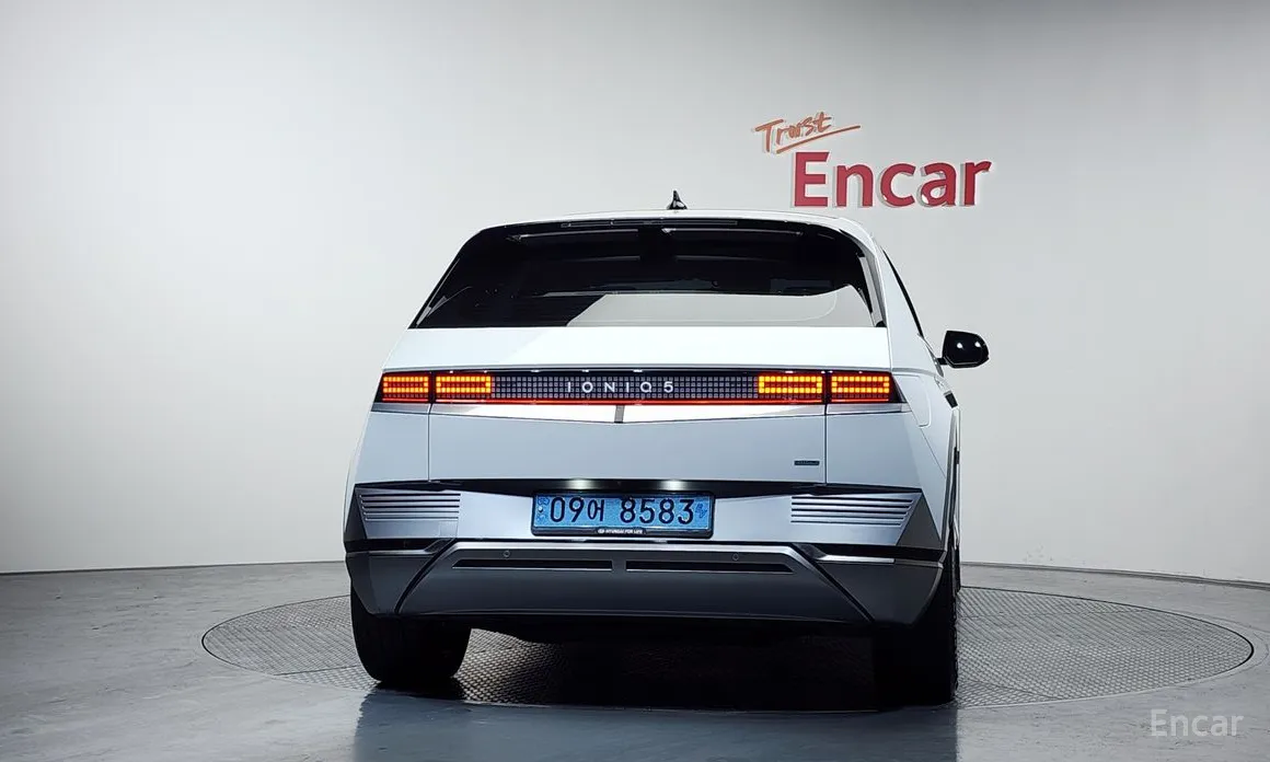 Photo 4 - Hyundai Ioniq 5