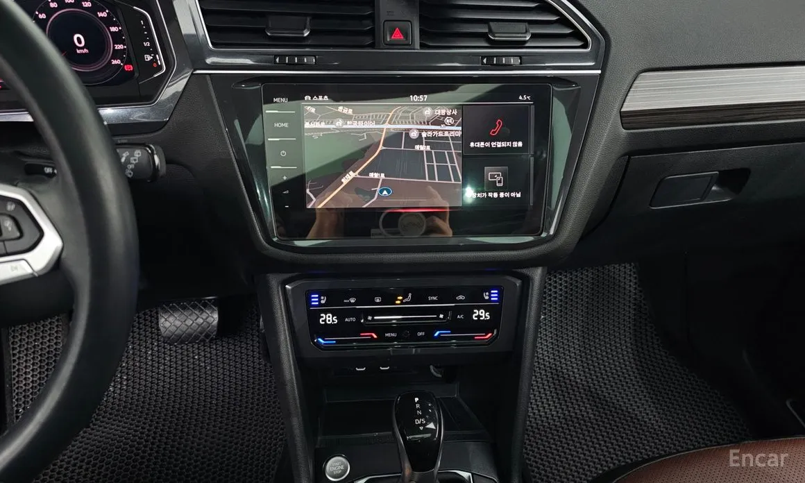 Фото 15 - Volkswagen Tiguan