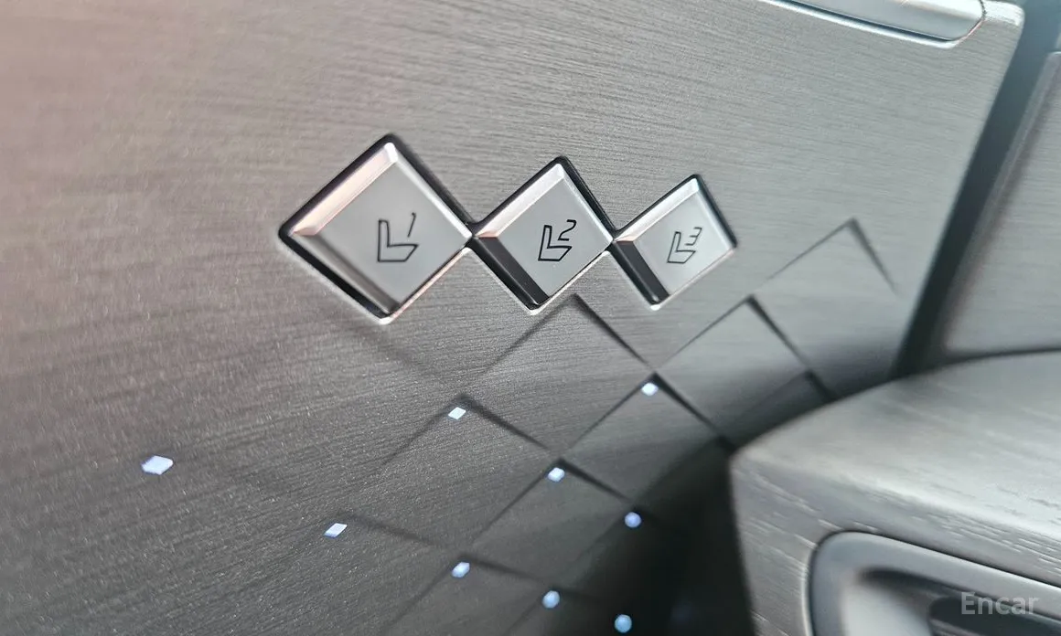 Фото 14 - Kia K8