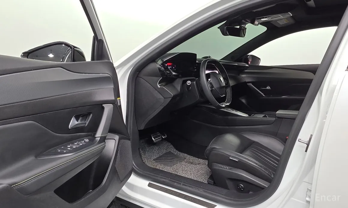 Фото 12 - Peugeot 408