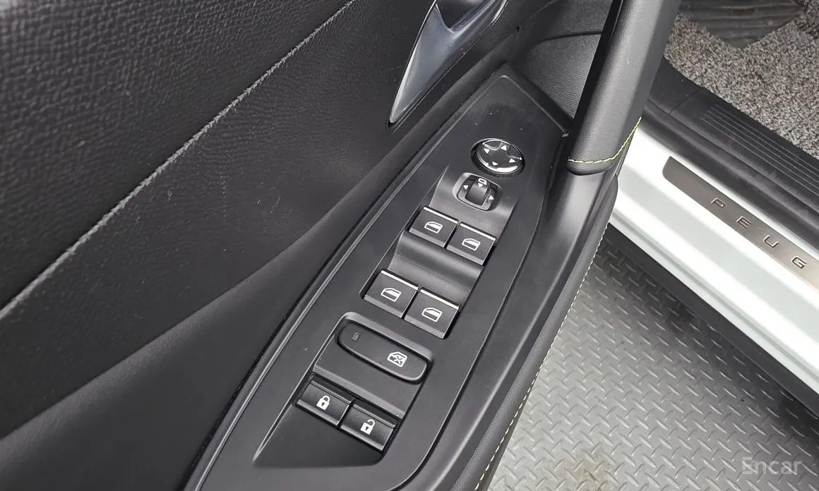 Фото 13 - Peugeot 408