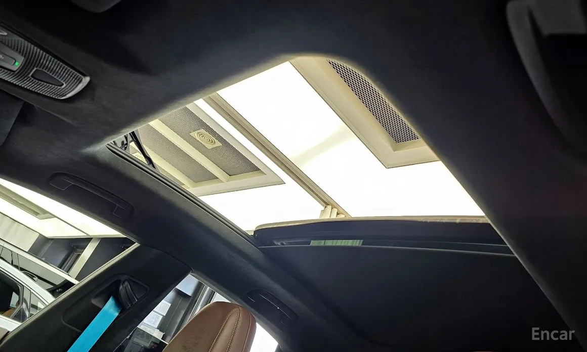 Фото 19 - Porsche Macan